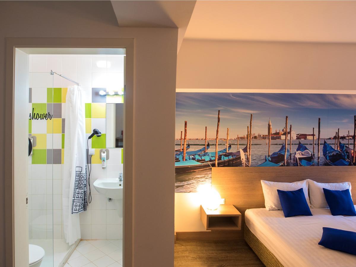 Отель Ibis Styles Скопье Экстерьер фото