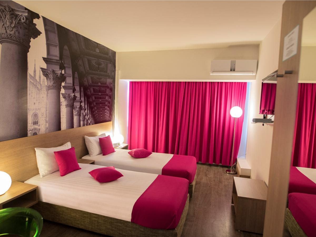 Отель Ibis Styles Скопье Экстерьер фото