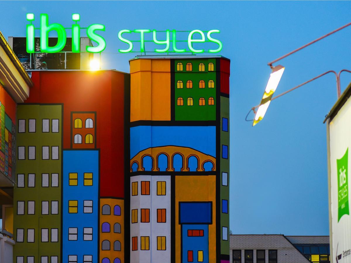 Отель Ibis Styles Скопье Экстерьер фото