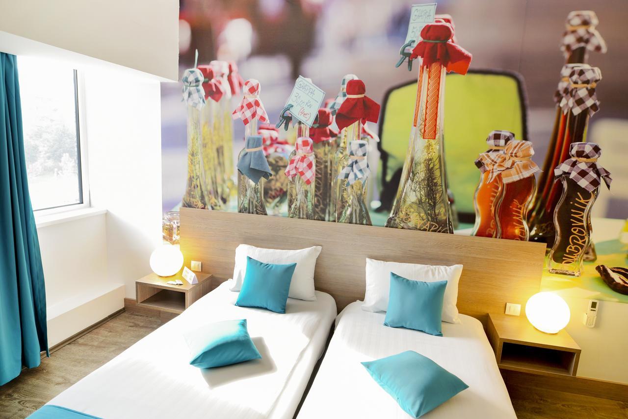 Отель Ibis Styles Скопье Экстерьер фото